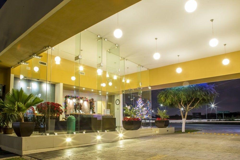 Tecnohotel Merida Norte Buitenkant foto
