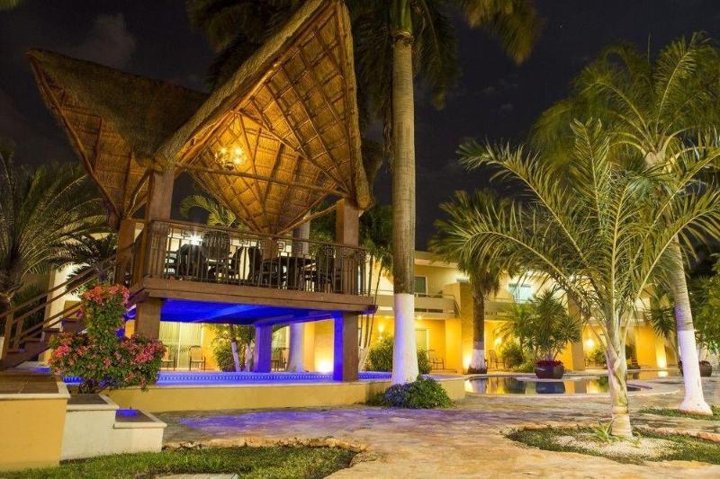 Tecnohotel Merida Norte Buitenkant foto