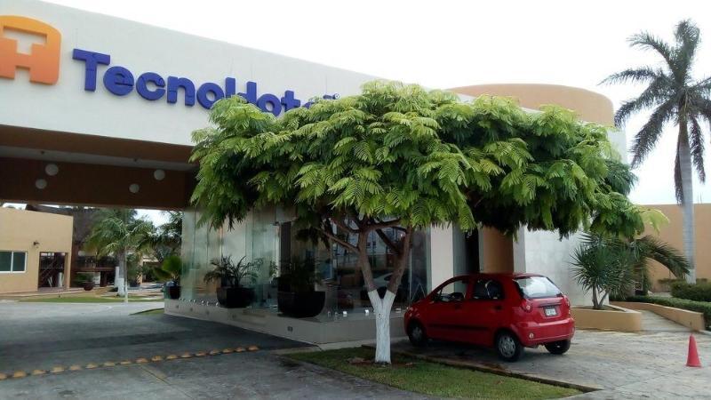Tecnohotel Merida Norte Buitenkant foto