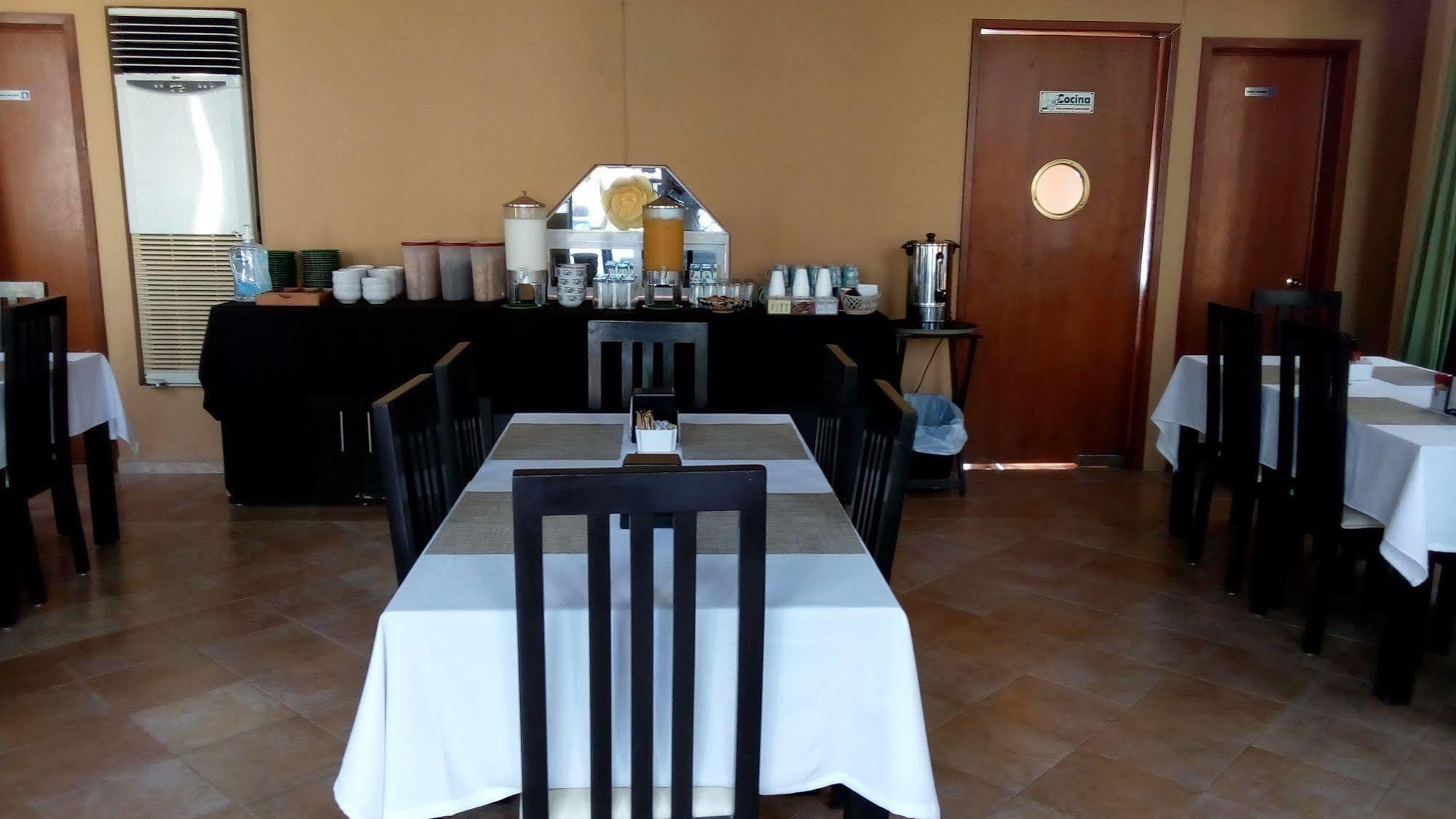 Tecnohotel Merida Norte Buitenkant foto