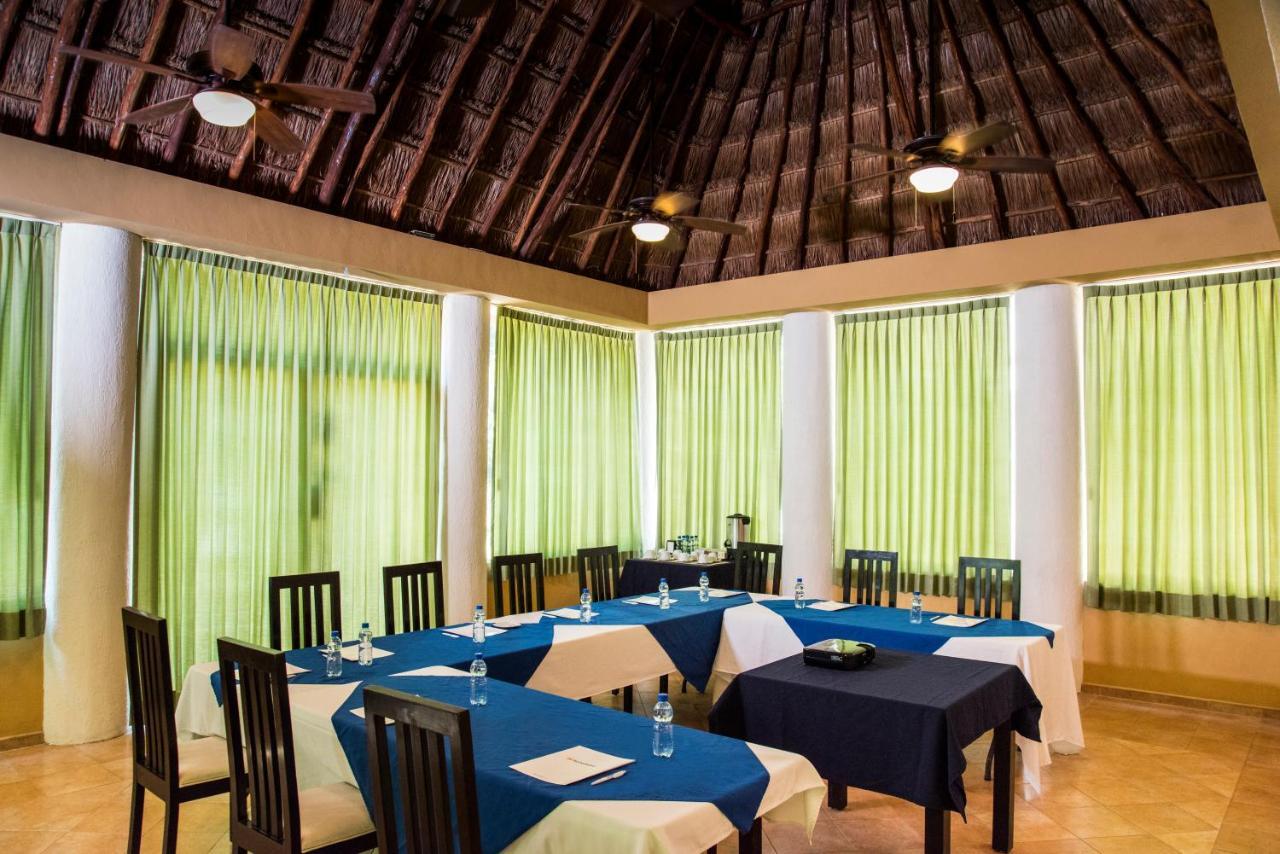 Tecnohotel Merida Norte Buitenkant foto
